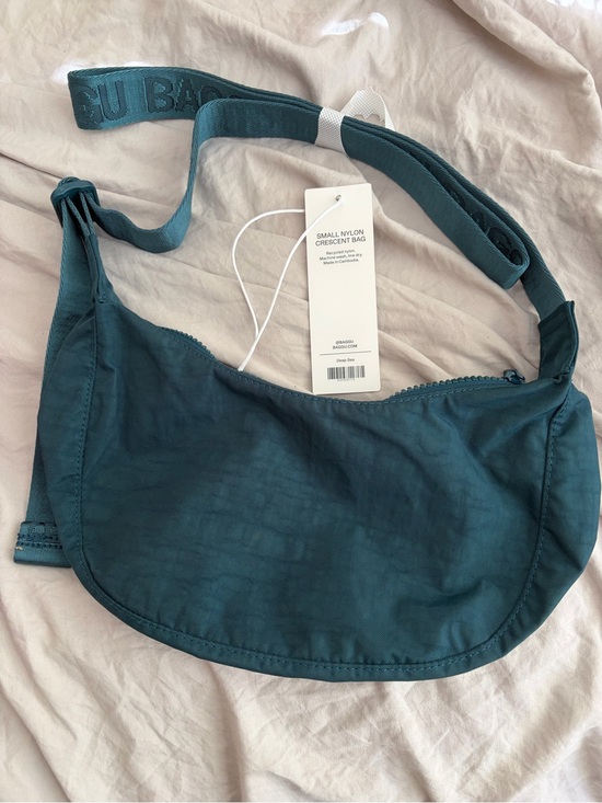 BAGGU Handbags - Small NWT Baguu